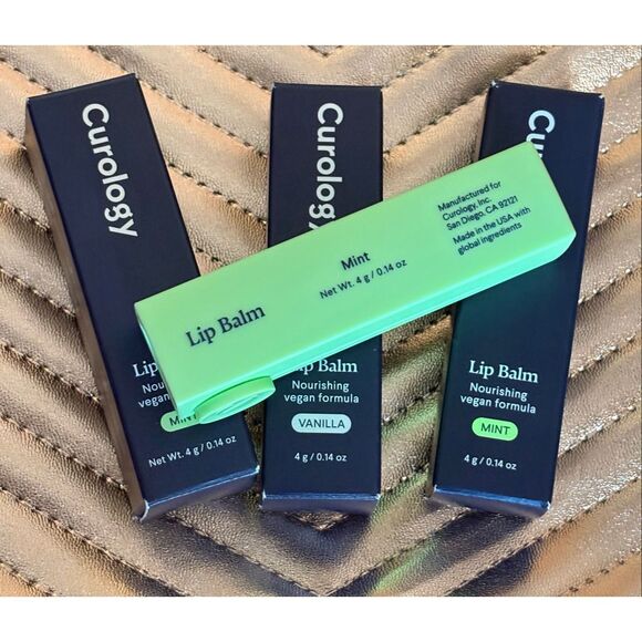 CUROLOGY - NWT - Lip Balm Bundle of 3 (2 Mint and1 Vanilla). One-Handed Tubes - Picture 5 of 16